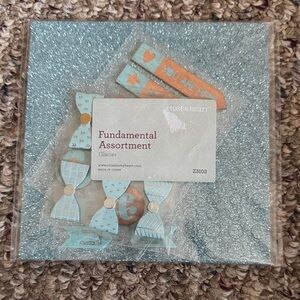 Close to My Heart Glittery Craft Set